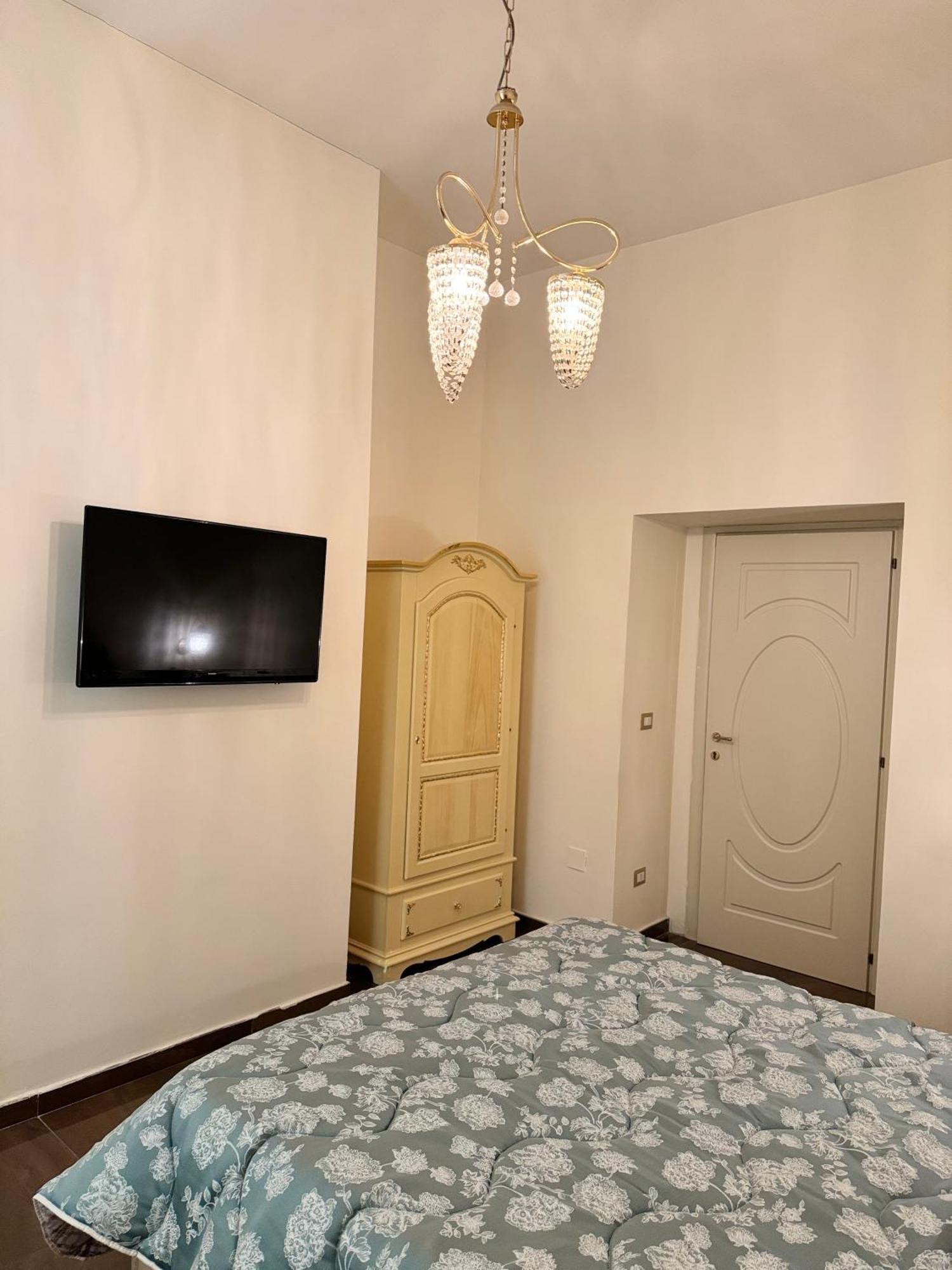 Beb Mariafrancesca Bed & Breakfast Naples Luaran gambar