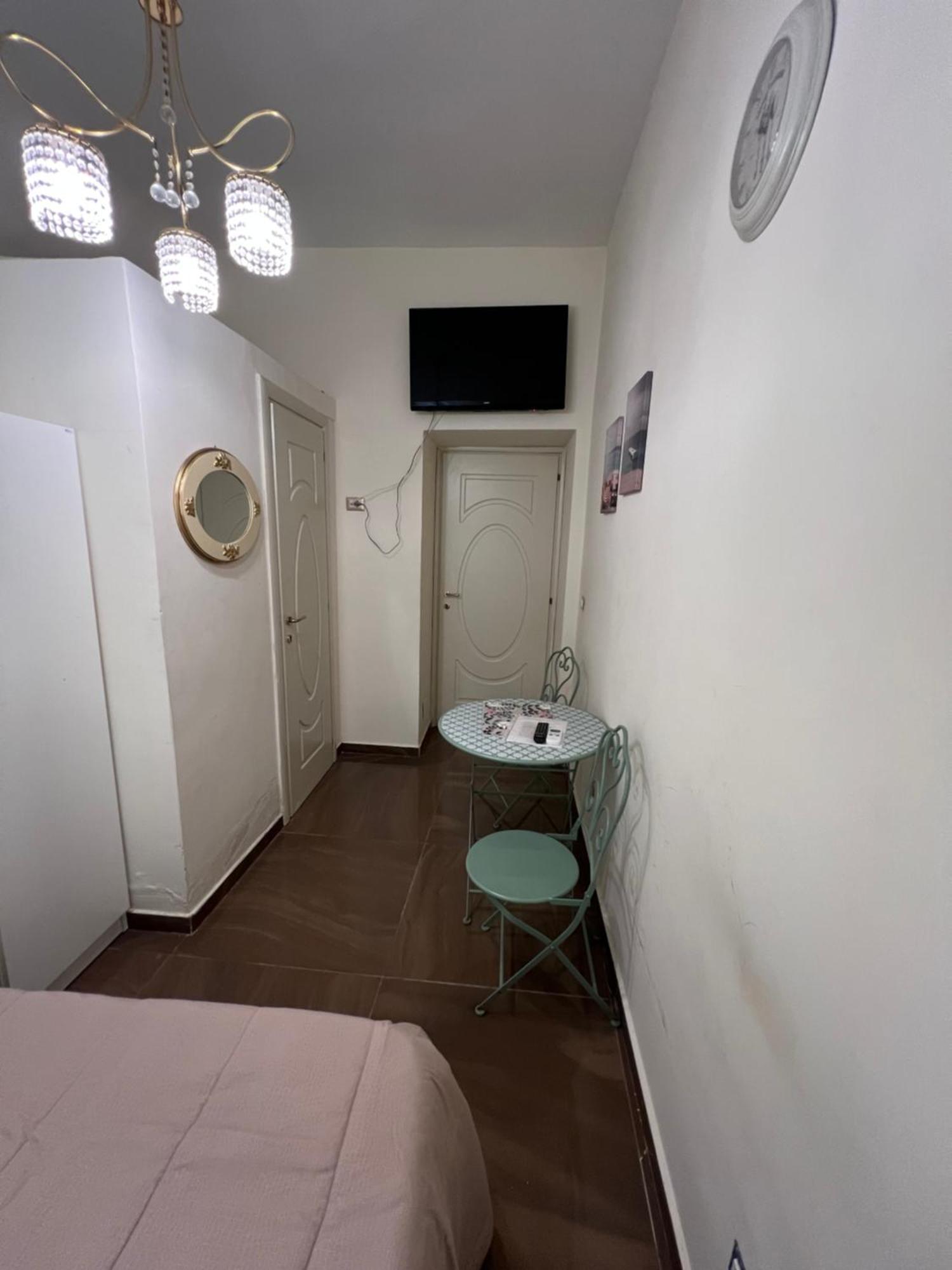 Beb Mariafrancesca Bed & Breakfast Naples Luaran gambar