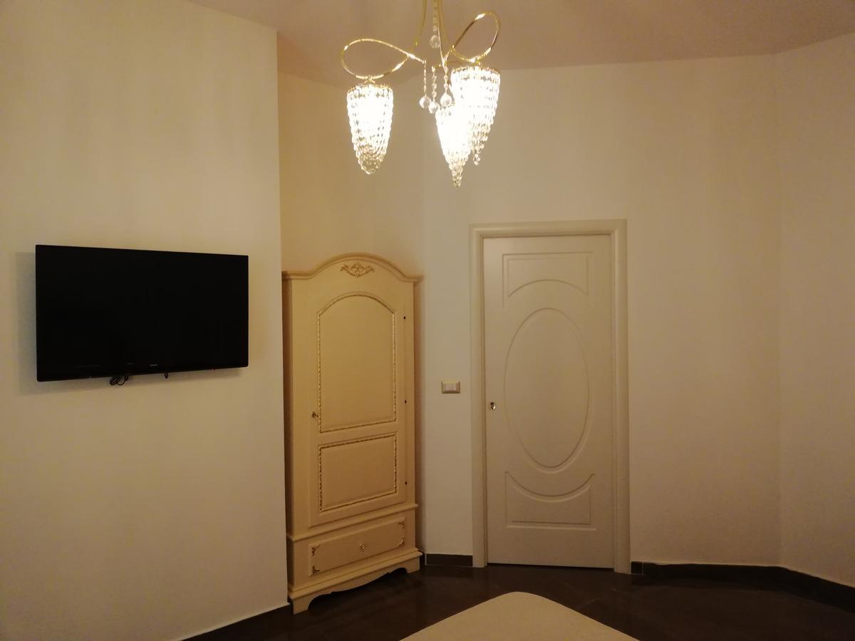 Beb Mariafrancesca Bed & Breakfast Naples Luaran gambar