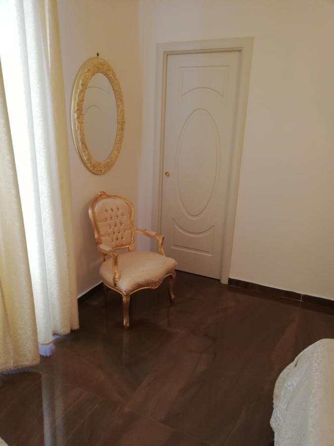 Beb Mariafrancesca Bed & Breakfast Naples Luaran gambar